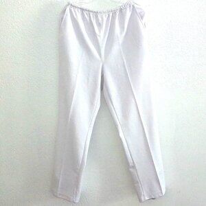 White long pants, with two pockets
